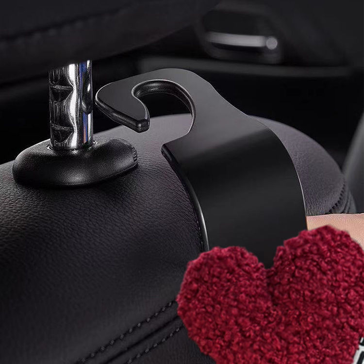Stražnja naslonska kuka za automobil s plišanim srcem, moderan stil — Little Mickey; materijal: univerzalni; funkcija: unutarnje uređenje; klasifikacija: auto kuka