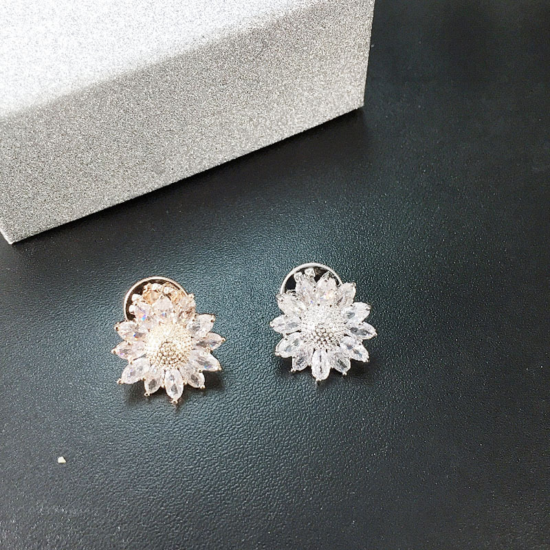 Kaela pin päikesekõrva ja tsirkooniga, vase alus, Korea stiil, unisex