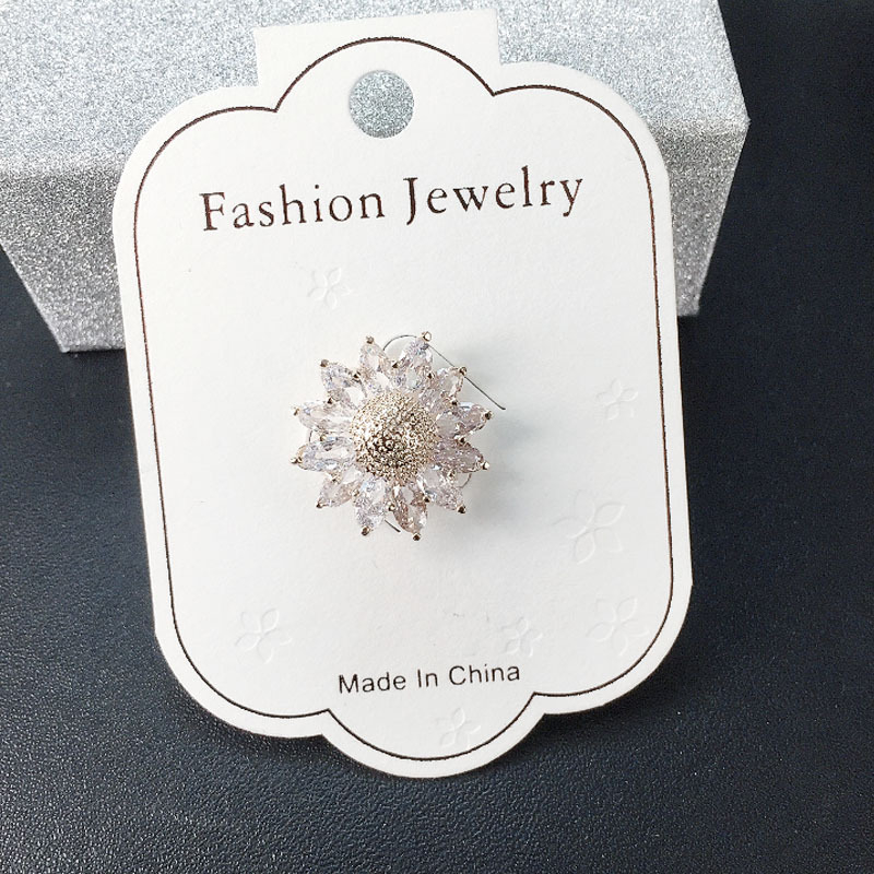 Kaela pin päikesekõrva ja tsirkooniga, vase alus, Korea stiil, unisex