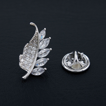 Bakrena listna broš s mikro ugraviranim cirkonom, unisex rever pin, vrhunski dodatak