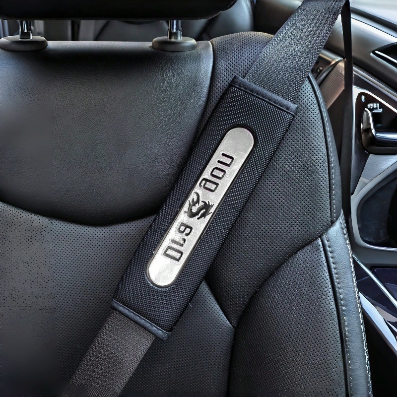 Zaštitni pokrov ramena auto-pojasa - koža s karbonskim uzorkom, Velcro zatvarač, praktičan, bez prilagodbe, bez logotipa