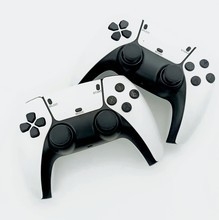 Bezvadu HDMI spēļu konsole ar diviem džojstikiem 4K televizoram