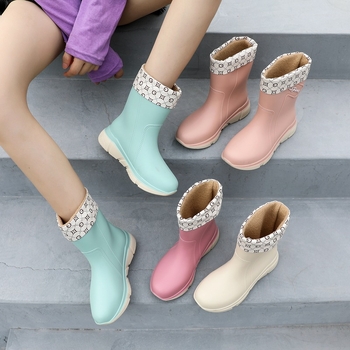 Cizme de ploaie pentru femei, până la mijlocul gambelor, talpă groasă, PVC partea superioară, toc plat (Mijloc, Talpă groasă, PVC, Toc plat)