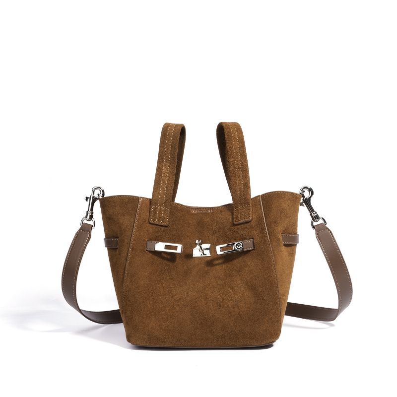 Torba za rameno crossbody od prave kože s teksturom frosted cowhide, oblik bucket, magnetska kopča, unutarnja džep za telefon i džep s patentnim zatvaračem