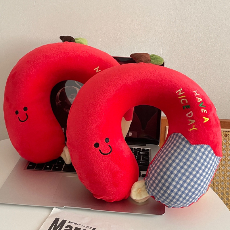 U-образна възглавница от memory foam за кола и пътувания — защита на шията, хастар Crystal Velvet, универсална употреба, тегло под 0,5 кг