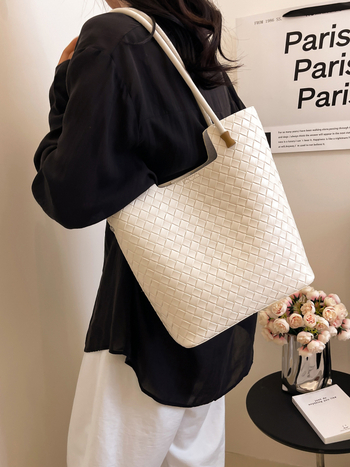 PU materjaliga naiste tote kott, linna minimalistlik stiil, horisontaalne ruudu kuju, avatud ülemine, sisemine telefoni tasku