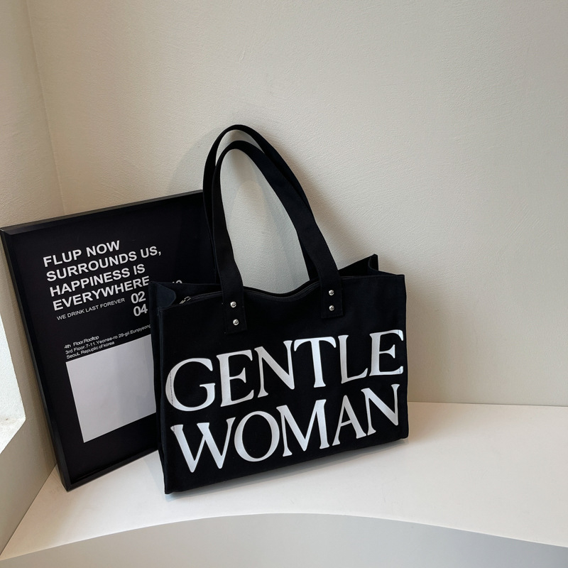 Gentlewoman Geantă tote din pânză — formă orizontală pătrată, fermoar, căptușeală din poliester, buzunar intern pentru telefon, bretele duble, utilizare zilnică, primăvara 2025
