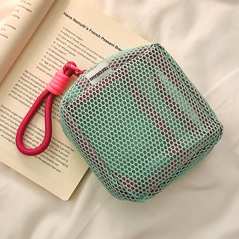 Θήκη αποθήκευσης και μακιγιάζ από δίχτυ, διαπνέουσα, ανθεκτική, ελαφριά για καθημερινή χρήση (υλικό: δίχτυ; επένδυση: δίχτυ; λειτουργία: διαπνέουσα, ανθεκτική; χρήση: καθημερινή)