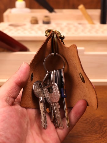 Magidon unisex θήκη κλειδιών από γνήσιο δέρμα με φυτική επεξεργασία, 1 δίπλωμα