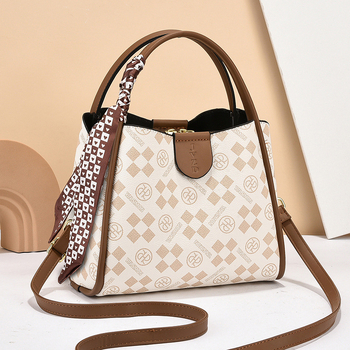 Geantă de mână PVC, stil bucket, material moale, cu căptușeală interioară, bretea simplă, pentru utilizare zilnică, iarna 2023