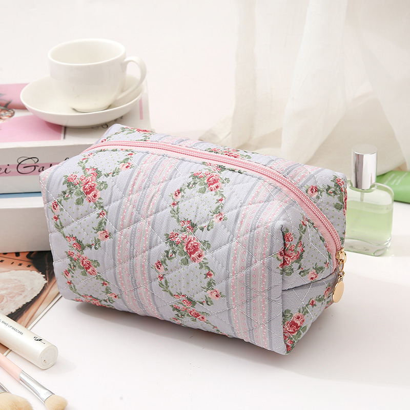 Τσαντάκι καλλυντικών με μεγάλη χωρητικότητα, φλοράλ μοτίβο, quilted βαμβάκι, επένδυση πολυεστέρα, φρέσκο και γλυκό στυλ