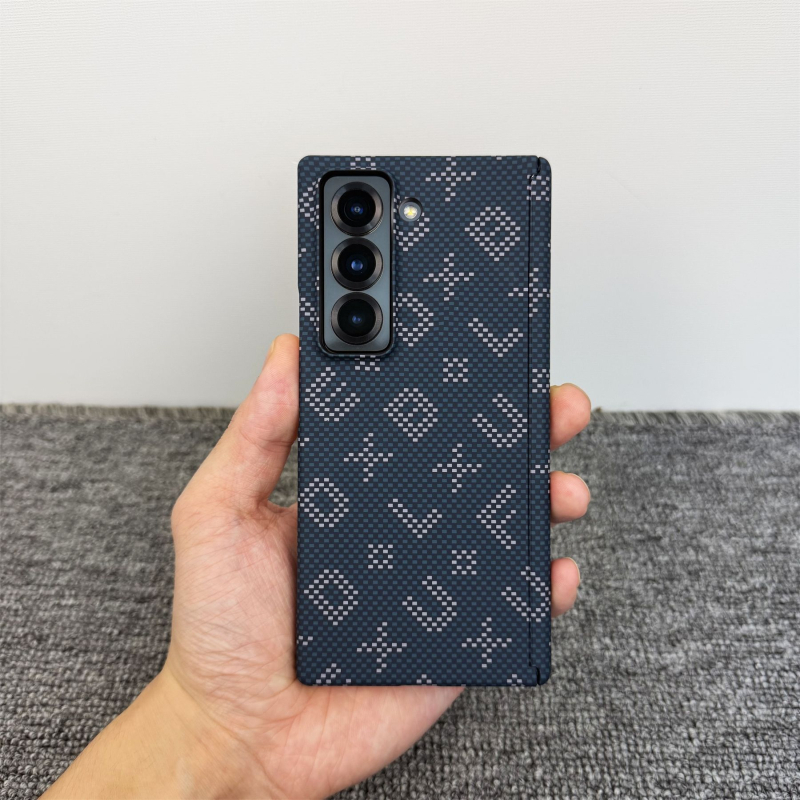 Samsung Z Fold7 aizsargkaste ar Kevlar rakstu W26, Fold6 plāns polikarbonāts, dubulta centrālā aizsardzība, pret kritieniem, pret nodilumu, pret pirkstu nospiedumiem