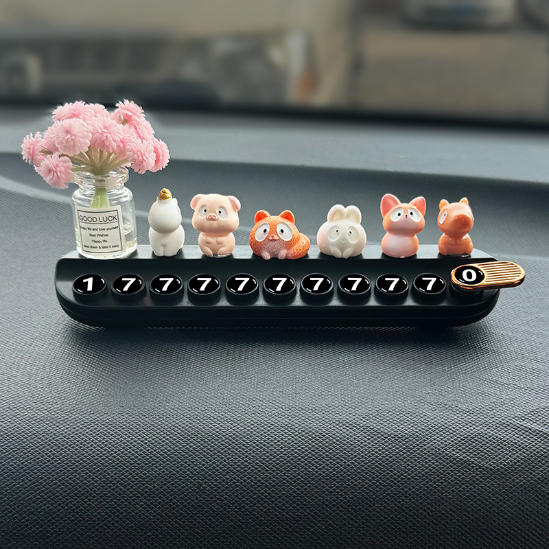 Auto dekorativna figura s karikaturama životinja (Materijal: Plastika; Tip: Skriven; Obrada i prilagodba: Nije dostupno)