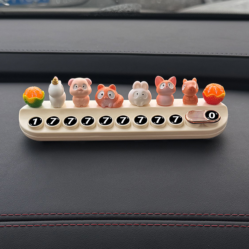 Auto dekorativna figura s karikaturama životinja (Materijal: Plastika; Tip: Skriven; Obrada i prilagodba: Nije dostupno)