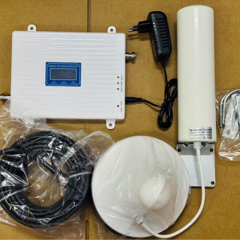 XR RFYT-SGDW penkių dažnių mobiliojo signalo stiprintuvas, 850/900/1800/2100/2600 MHz, FDD tinklas, aprėptis iki 600, svoris 0,8 kg