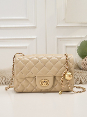 2025 Chanel-inspirirana mala kvadratna torbica s lancem, crossbody, od ovčje kože, vrhunsko izdanje