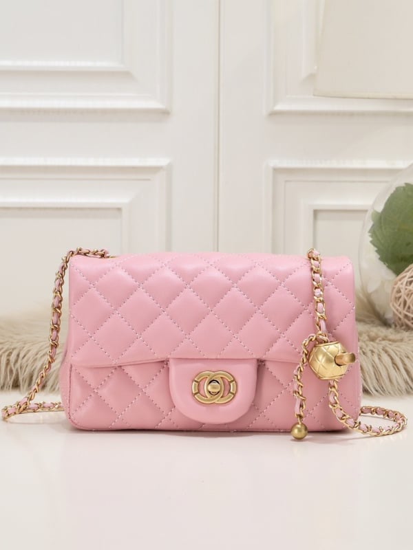 2025 Chanel-inspirirana mala kvadratna torbica s lancem, crossbody, od ovčje kože, vrhunsko izdanje