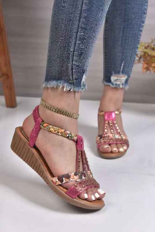 Romėniški sandalai su elastine juosta, viršus iš audinio, gumos padas, vidus iš dirbtinės odos, piršto forma: žuvies burna