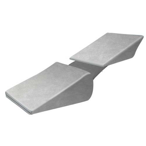 Krevet za prednje sjedalo automobila, sklopiv, ne napuhuje se, punjen spužvom, nosivost do 300 kg, materijali: PVC, flocking, Oxford tkanina.
