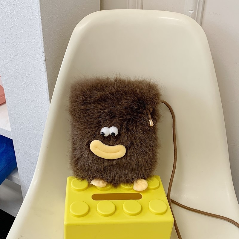 Crossbody pliš tašna za mobitel s karikaturnim dizajnom, uspravni kvadratni oblik, magnetsko kopčanje, džep za mobitel
