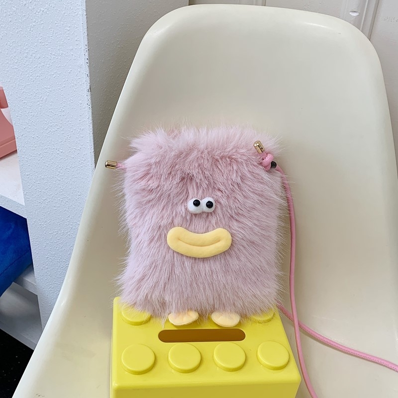 Crossbody pliš tašna za mobitel s karikaturnim dizajnom, uspravni kvadratni oblik, magnetsko kopčanje, džep za mobitel