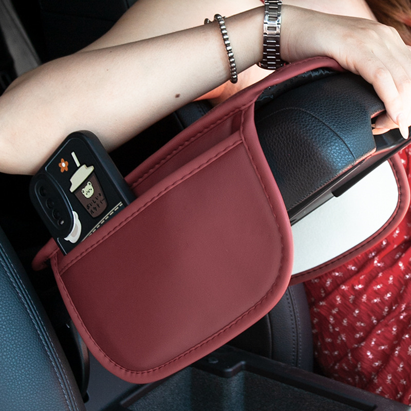 кожен подлакътник за автомобил с повдигателна подложка и мултифункционален джоб за съхранение, универсална съвместимост