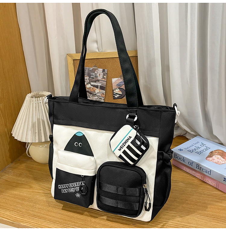 Krosbody torba za dopunske lekcije – platno, podstava od najlona, anime uzorak, za djevojke, od srednje škole pa nadalje