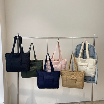 Elaine γυναικεία τσάντα tote, ύφασμα, οριζόντια τετράγωνη μορφή, φερμουάρ κλεισίματος, εσωτερική τσέπη με φερμουάρ