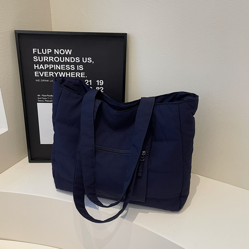 Elaine γυναικεία τσάντα tote, ύφασμα, οριζόντια τετράγωνη μορφή, φερμουάρ κλεισίματος, εσωτερική τσέπη με φερμουάρ