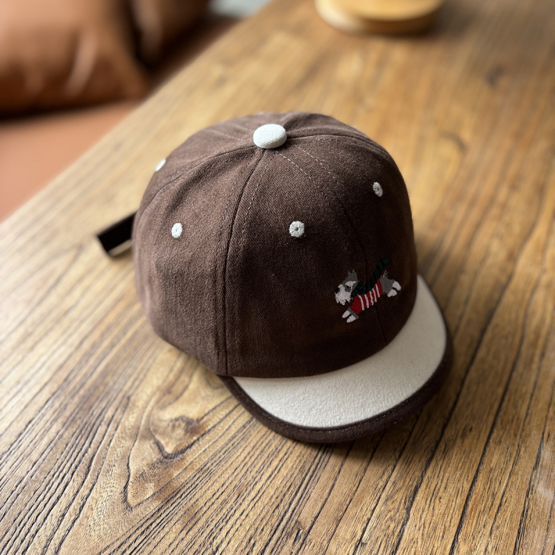 Téli pamut baseball sapka Schnauzer hímzéssel, rajzfilmszerű mintával, görbült visel és kupola koronával, 1–4 éveseknek, melegen tart