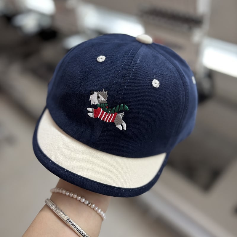 Téli pamut baseball sapka Schnauzer hímzéssel, rajzfilmszerű mintával, görbült visel és kupola koronával, 1–4 éveseknek, melegen tart