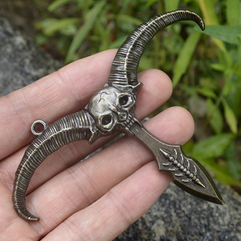 Auto logu laušanas glābšanas piekari ar metāla kulonu — fejas dizains ar vienu kāju, zīmols TWO SIDED WARRIOR