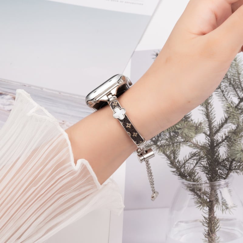 Metalni kaiš s motivom četverolistne djeteline za Apple Watch 56789S10
