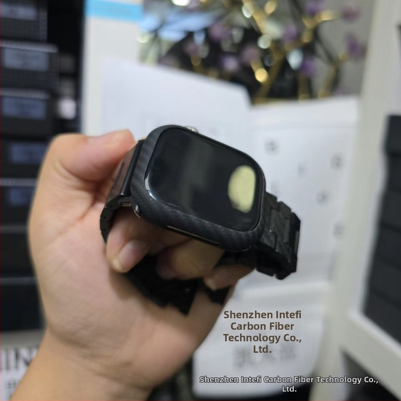 Ochranný kryt pre Apple Watch S10 z Kevlaru a karbónových vlákien