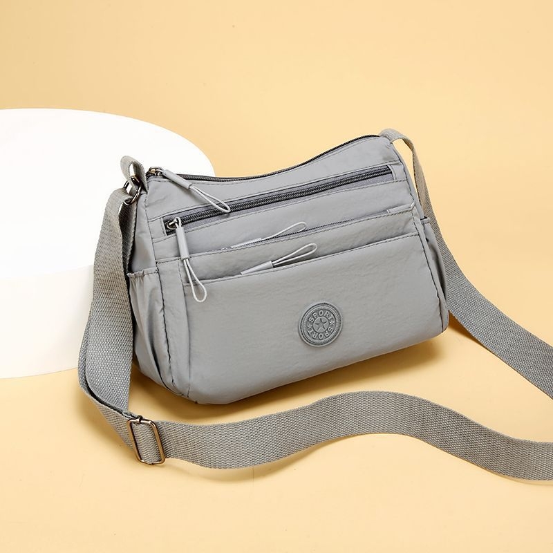 Muška crossbody torba - Ultra lagana, velika kapaciteta, višeslojna konstrukcija, otporna na habanje i vodootporna