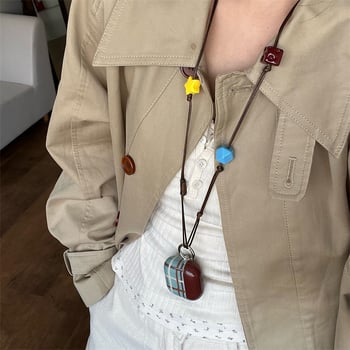 Θήκη προστασίας AirPods με ρετρό καρό λουράκι — PC υλικό, ανάγλυφη μαλακή θήκη, καθολικά συμβατή με Apple