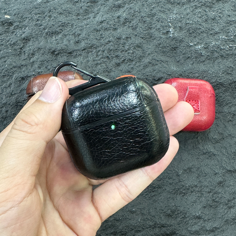 AirPods futrola (čvrsta kutija) - umjetna koža, ugravirani otisak, kompatibilno s Apple, prilagodljivo