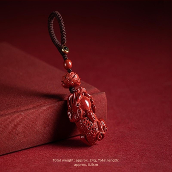 Cinabaro vėrinys su Pixiu, viduramžių stilius, literatūrinis retro