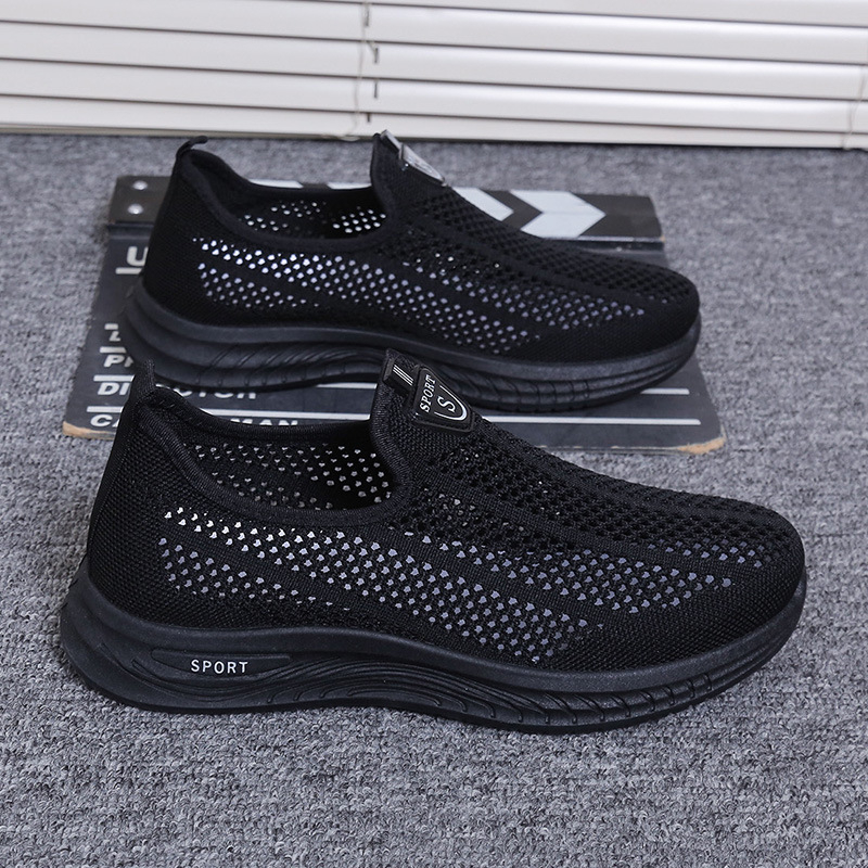 Szellőző hálós sportcipő, textil felső, elöl fűzővel, csúszásmentes PVC talp