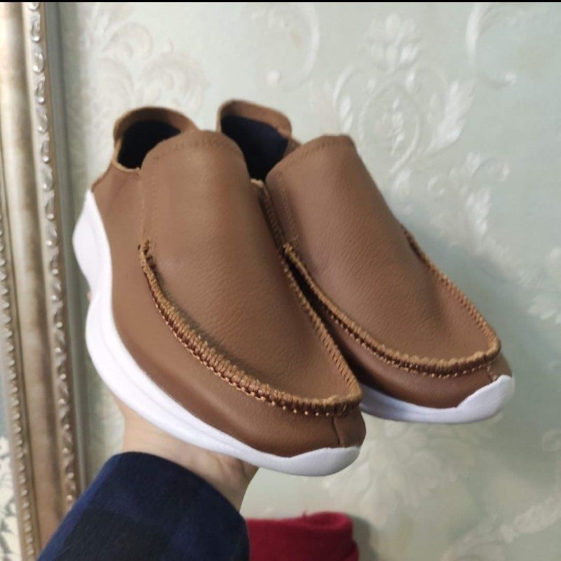 Férfi Slip-On bőrből, EVA talppal, lélegző és könnyű nyári mindennapi loaferek