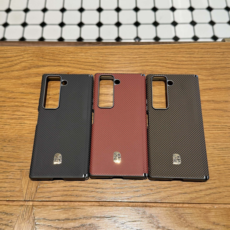Carcasă pentru Samsung Z Fold7, textură Kevlar, protecție cu axă dublă, piele simplă, finisaj mat, compatibilă cu personalizarea