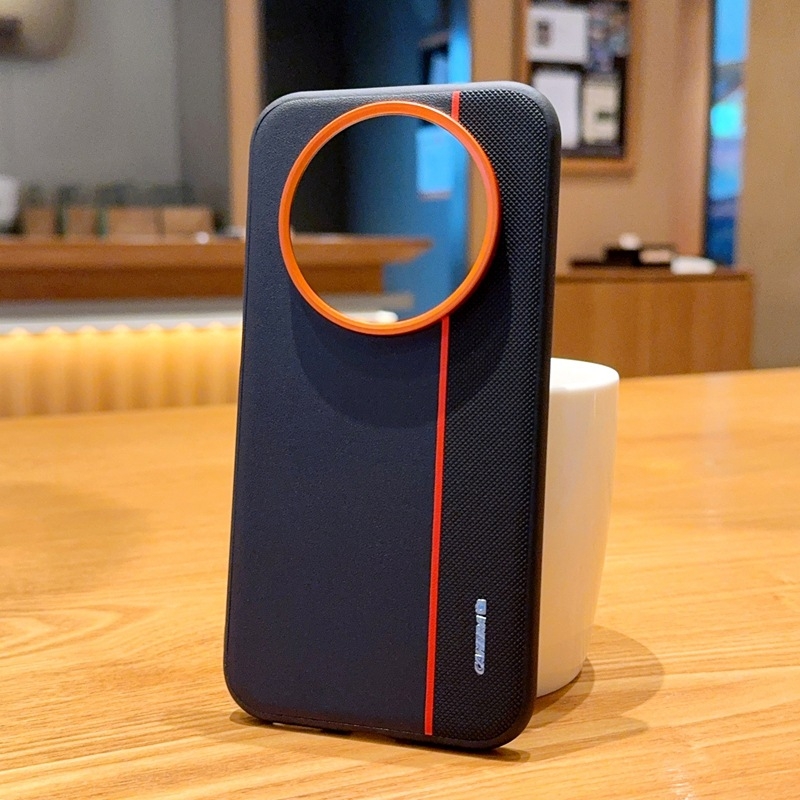 Carcasă de protecție Huawei Mate70Air – husă rigidă din piele PU, stil minimalist, cu butoane metalice și protecție anti-cădere