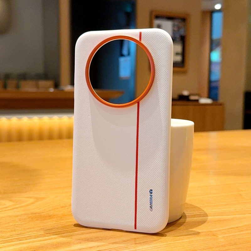 Carcasă de protecție Huawei Mate70Air – husă rigidă din piele PU, stil minimalist, cu butoane metalice și protecție anti-cădere