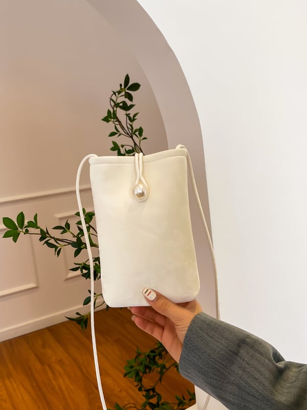 Női PU crossbody táska, városi minimalista stílus, függőleges négyzet alakú forma, cipzáras nyitás, belső cipzáros zseb