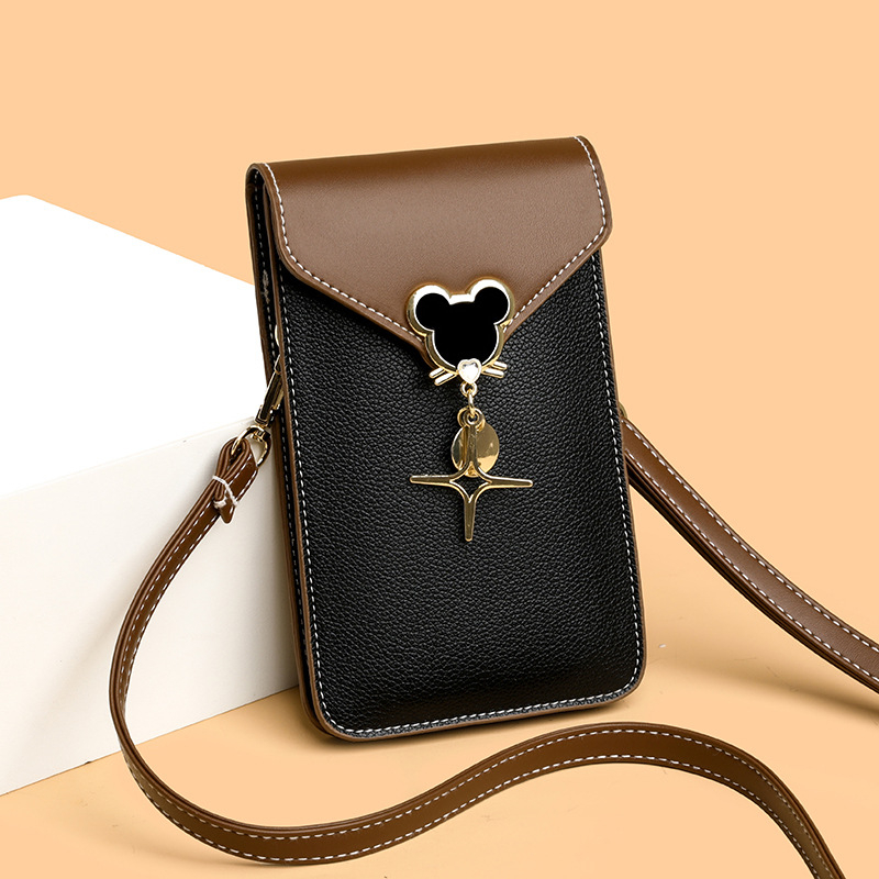 Crossbody torba od PU materijala, horizontalni kvadratni oblik, zatvaranje na zip, laminirano unutarnje džep, PU podstava