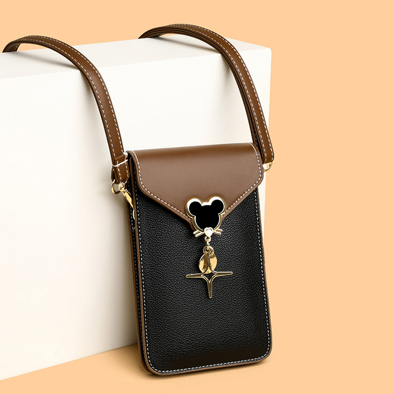 Crossbody torba od PU materijala, horizontalni kvadratni oblik, zatvaranje na zip, laminirano unutarnje džep, PU podstava