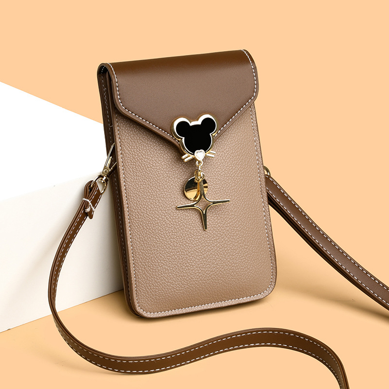 Crossbody torba od PU materijala, horizontalni kvadratni oblik, zatvaranje na zip, laminirano unutarnje džep, PU podstava