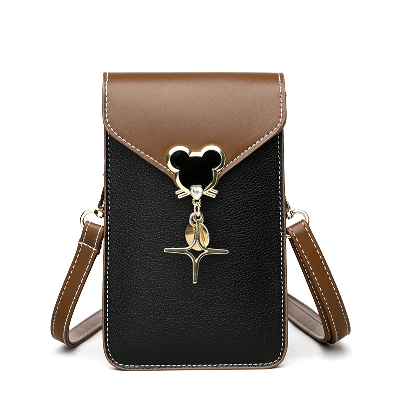 Crossbody torba od PU materijala, horizontalni kvadratni oblik, zatvaranje na zip, laminirano unutarnje džep, PU podstava