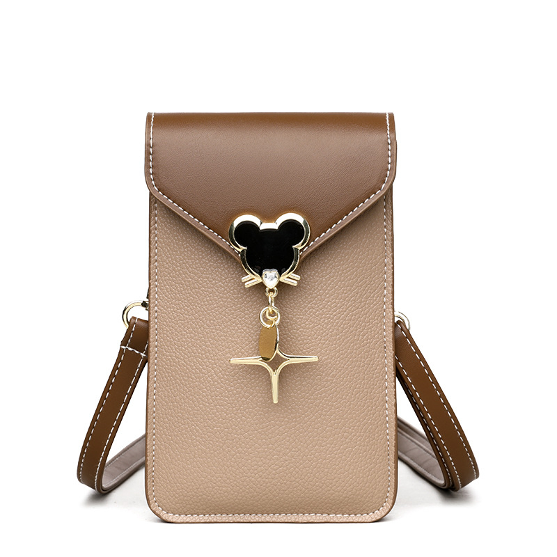 Crossbody torba od PU materijala, horizontalni kvadratni oblik, zatvaranje na zip, laminirano unutarnje džep, PU podstava