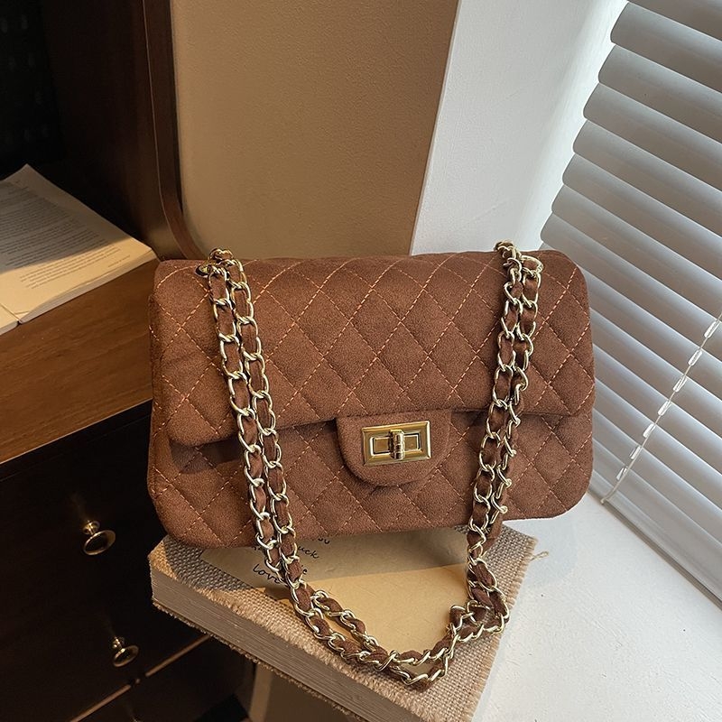 Ženska crossbody torba, svakodnevni stil, mala kvadratna torba, poliester, baršunasta podstava od velura, zatvaranje s kapom, unutarnji laminirani pretinac sa zatvaračem.